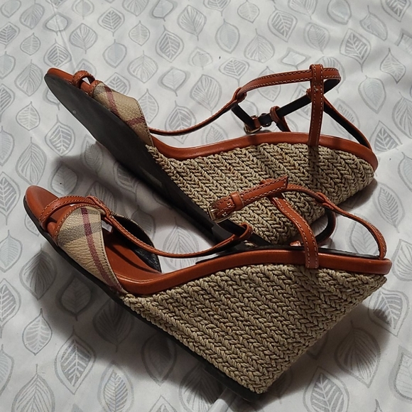 Burberry Orange platform - Picture 4 of 7